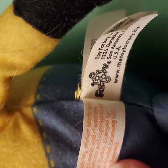 6in plush minion - Picture 7 of 11